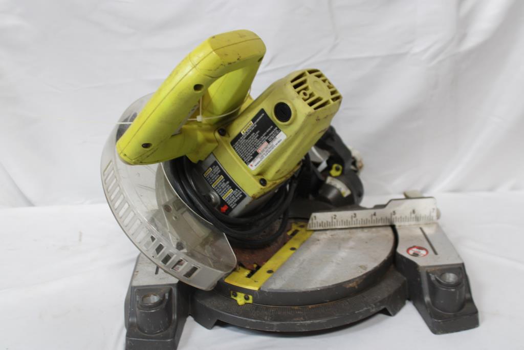 RYOBI 7-1/4" Miter Saw With Laser