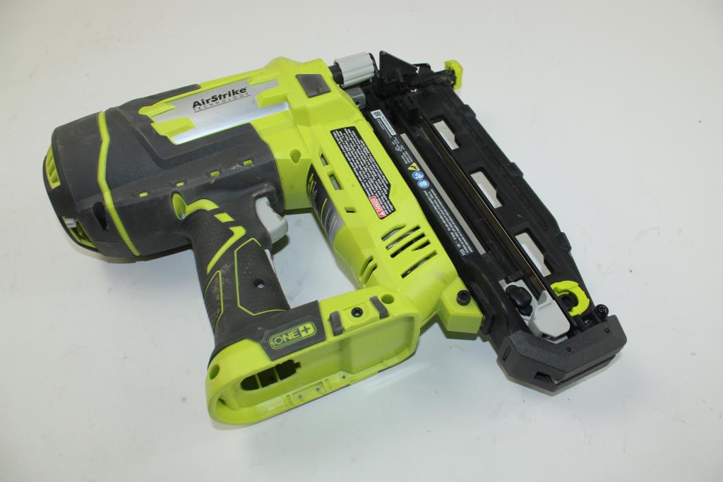 Ryobi P325 One+ 18V Lithiumion Battery Powered Cordless 16 Gauge
