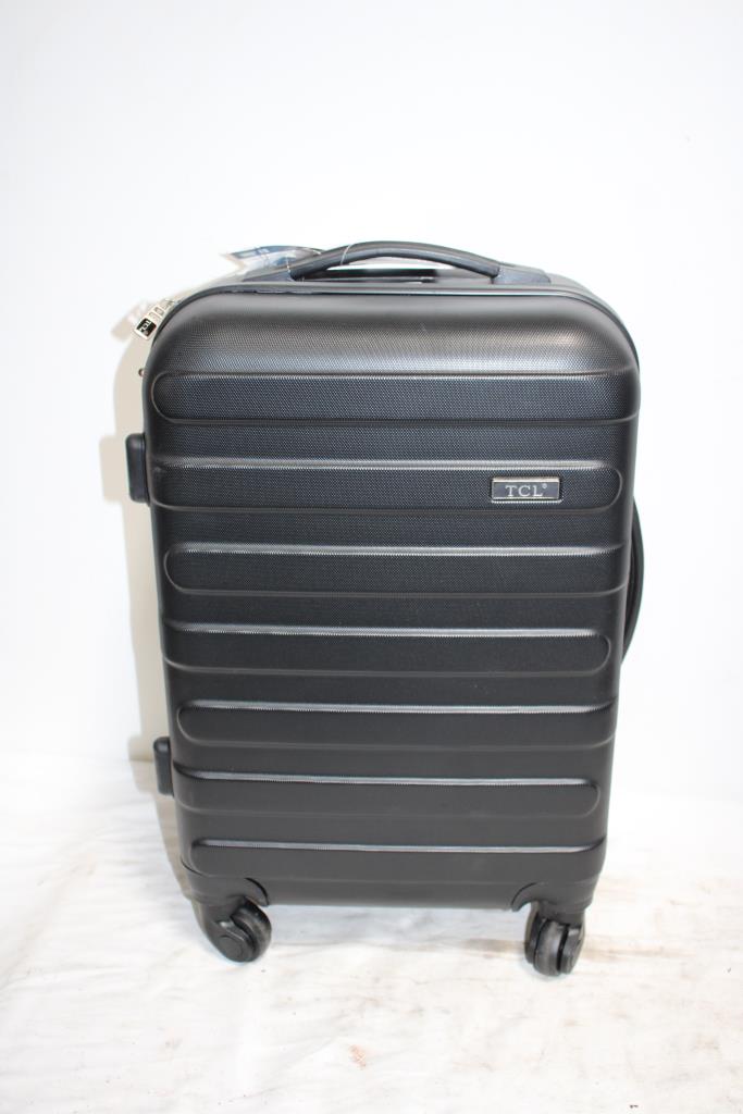 Samsonite Yates DLX 4Wheel Hardshell Rolling Suitcase, Black