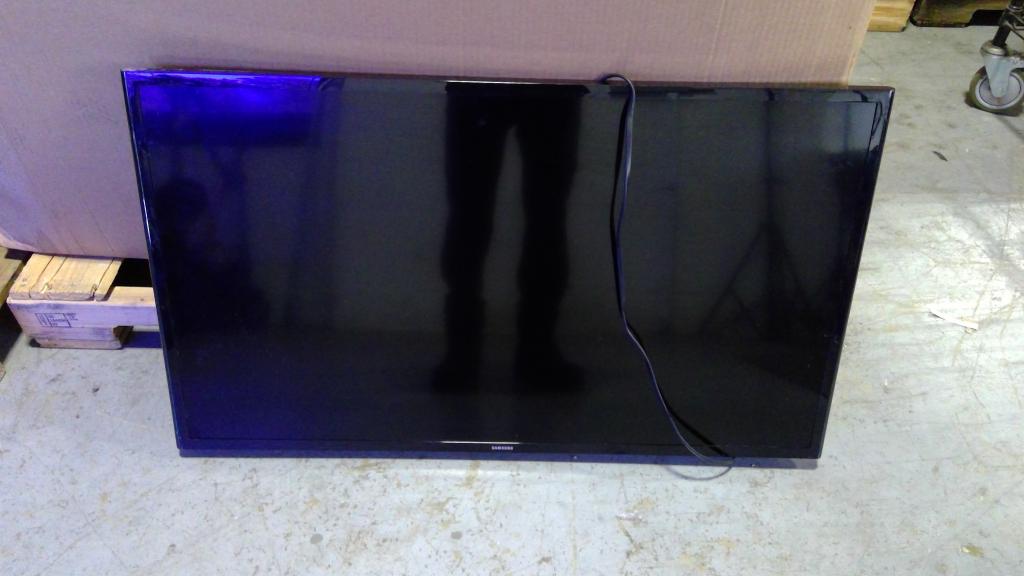 Samsung 40" LCD TV