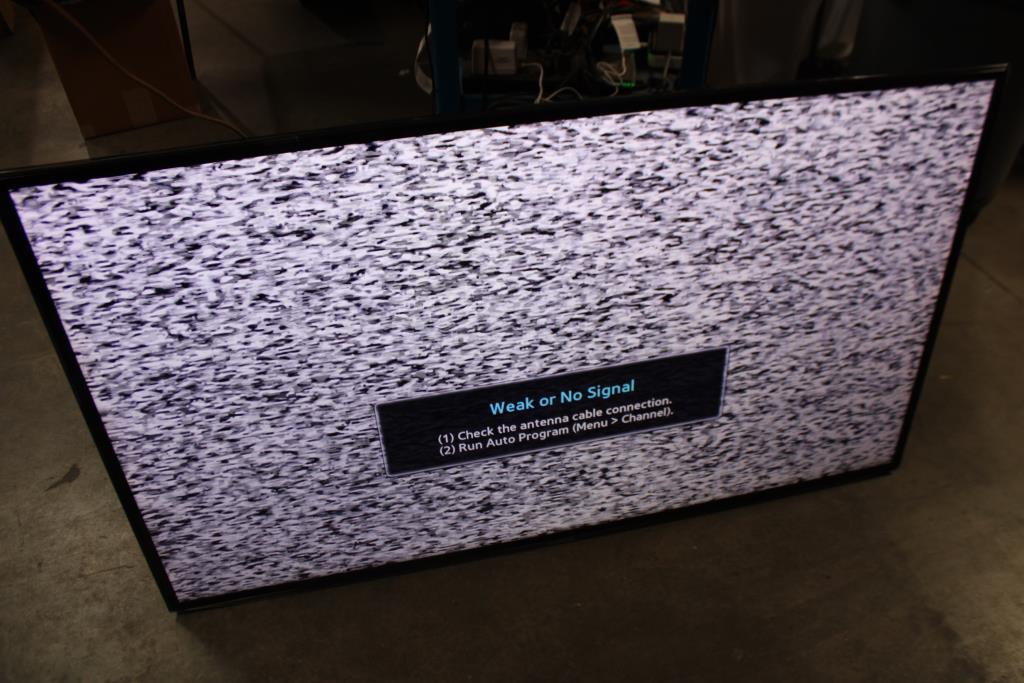 Samsung 60 Inch Flat Screen TV