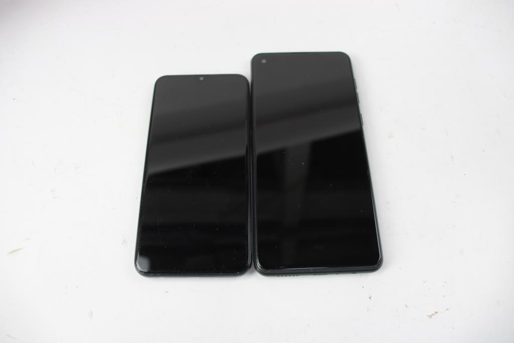 Samsung Cell Phone Lot, 2 Pieces, Sold For Parts