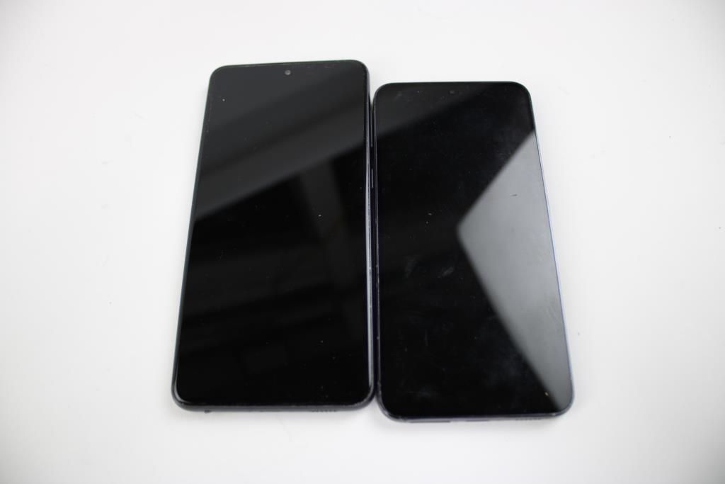 Samsung Cell Phone Lot, 2 Pieces, Sold For Parts