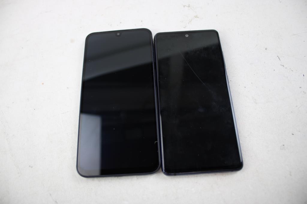 Samsung Cell Phone Lot, 2 Pieces, Sold For Parts