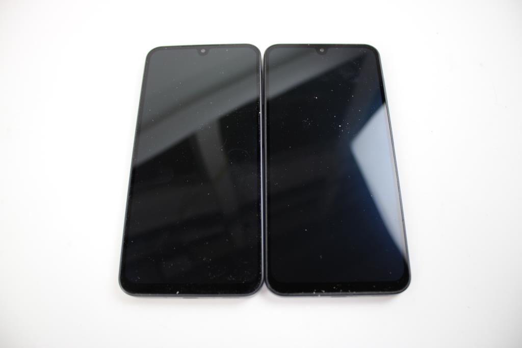 Samsung Cell Phone Lot, 2 Pieces, Sold For Parts