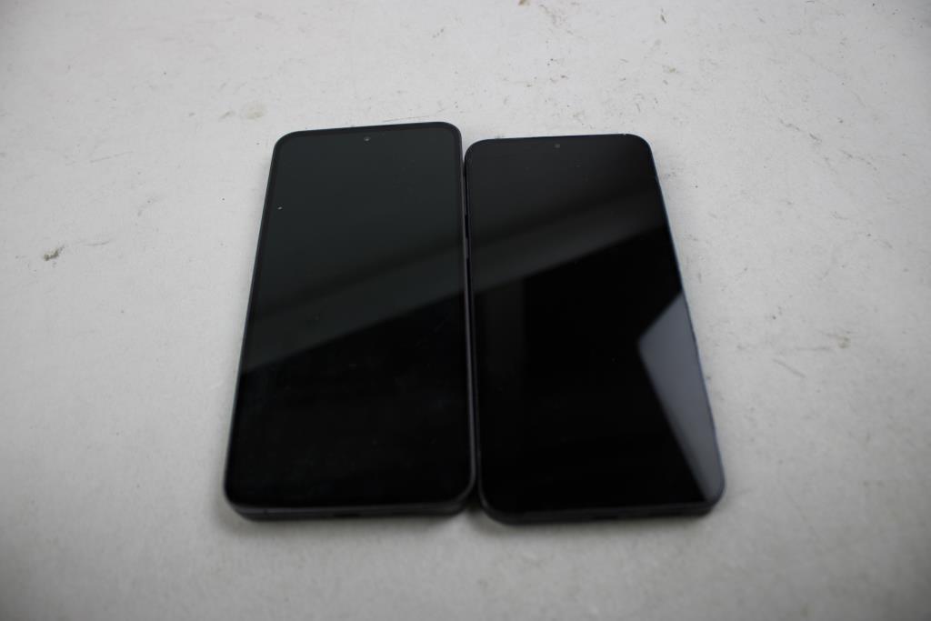 Samsung Cell Phone Lot, 2 Pieces, Sold For Parts