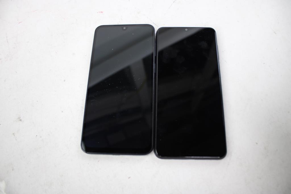 Samsung Cell Phone Lot, 2 Pieces, Sold For Parts