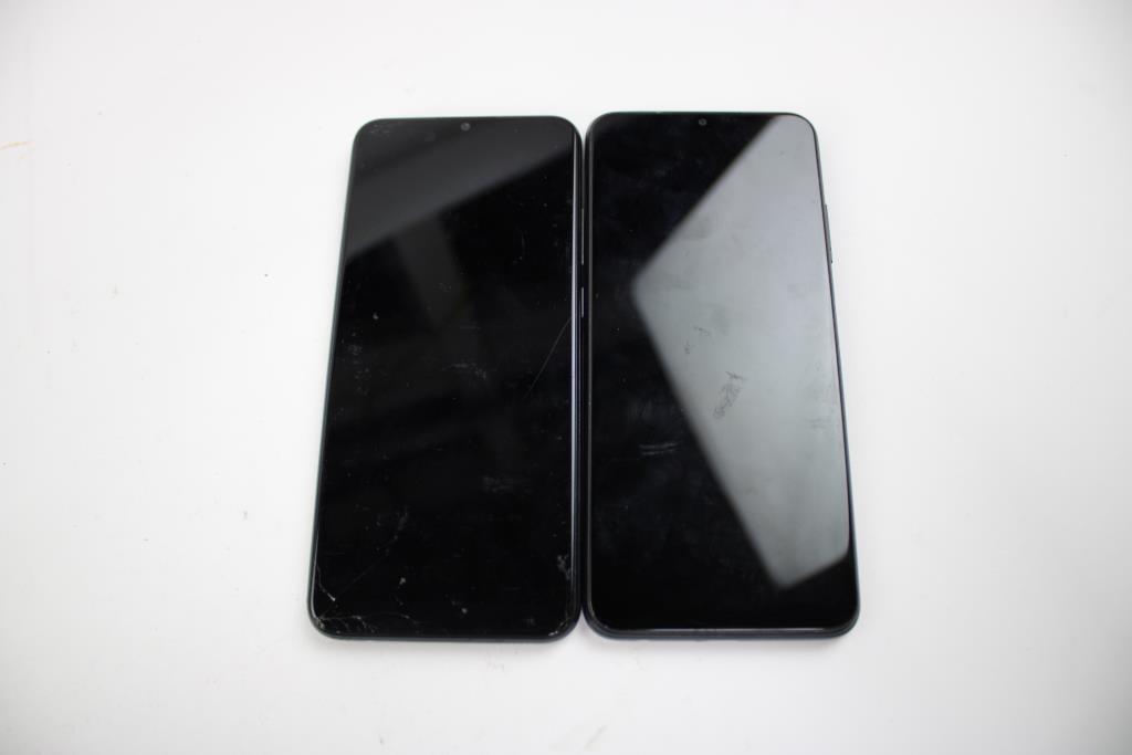 Samsung Cell Phone Lot, 2 Pieces, Sold For Parts