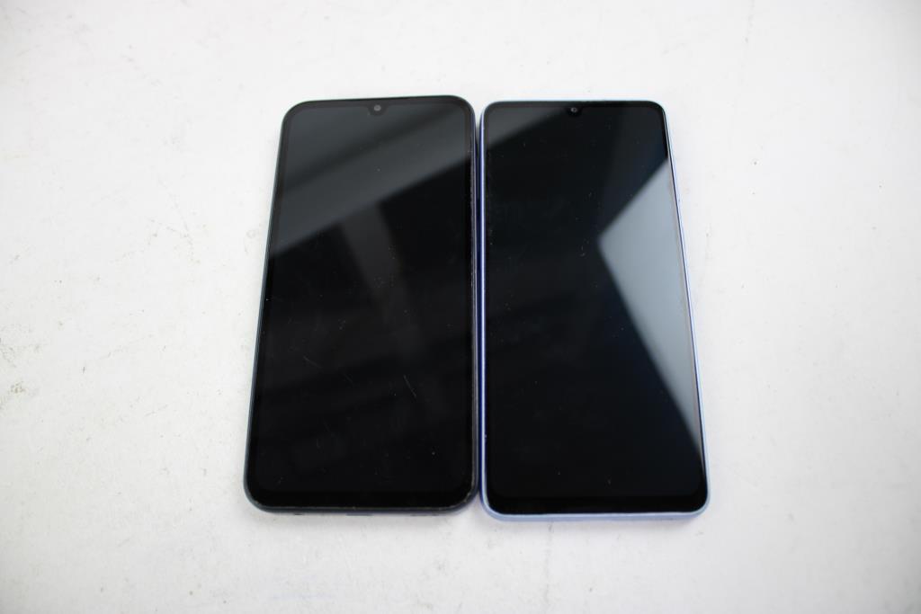 Samsung Cell Phone Lot, 2 Pieces, Sold For Parts
