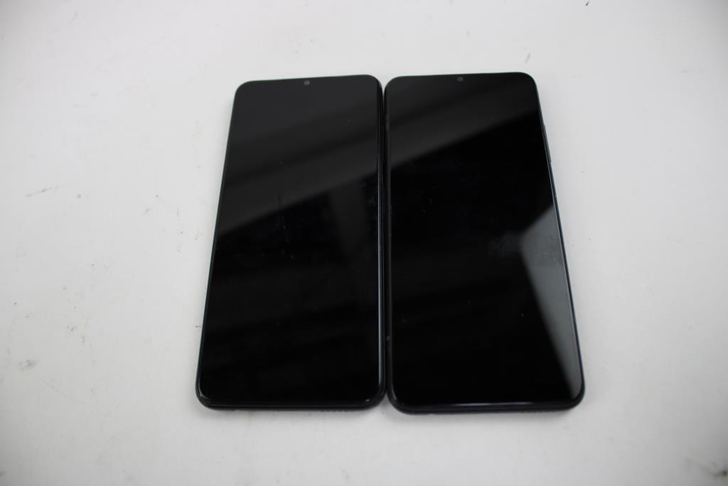Samsung Cell Phone Lot, 3 Pieces, Sold For Parts