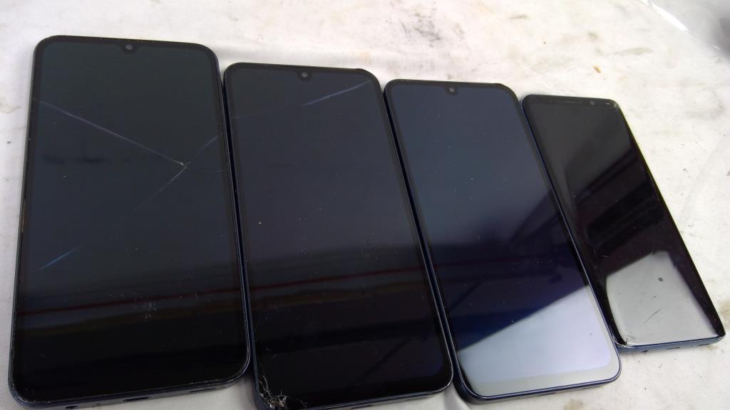 Samsung Cell Phone Lot, 4 Pieces, Sold For Parts