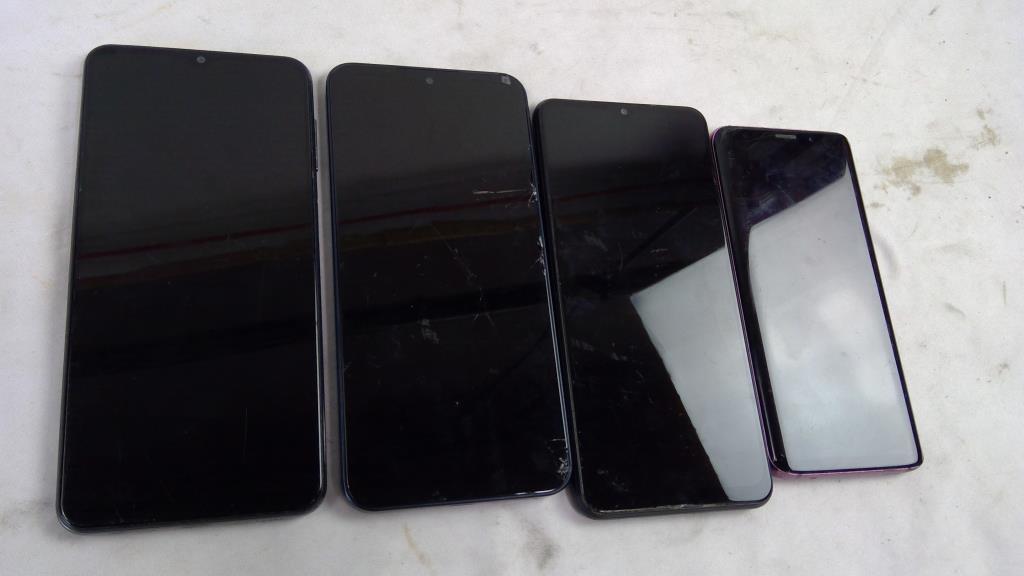 Samsung Cell Phone Lot, 4 Pieces, Sold For Parts