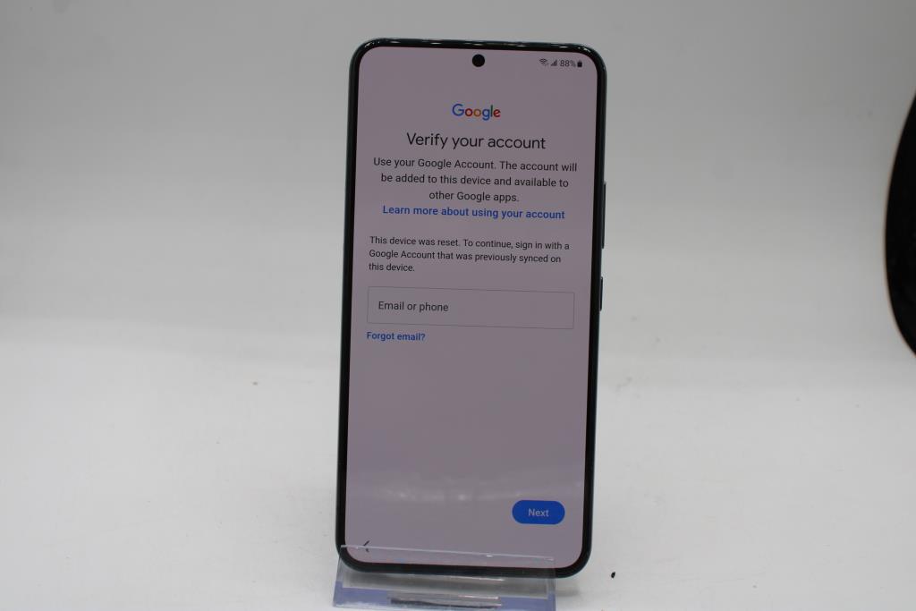 Samsung Galaxy S22 5G, 128GB, T-Mobile, Google Account Locked, Sold For Parts