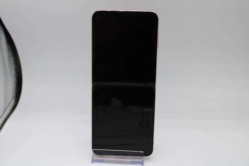 Samsung Galaxy Z Flip 4, 128GB, Carrier, Google Account Locked, Sold For Parts