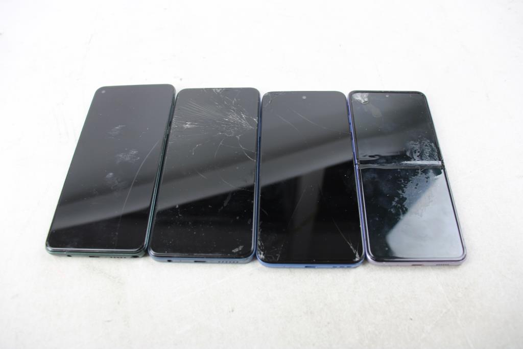Samsung, Motorola, T-Mobile Cell Phone Lot, 4 Pieces, Sold For Parts