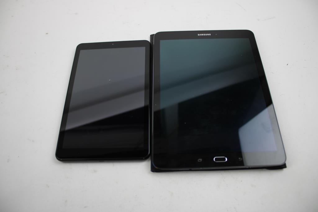 Samsung Tablet Bulk Lot, 2 Pieces, SOLD FOR PARTS