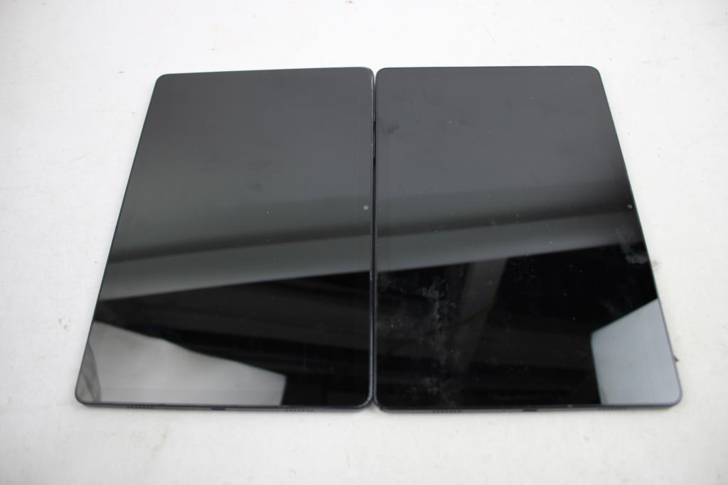 Samsung Tablets, 2 Pieces, SOLD FOR PARTS