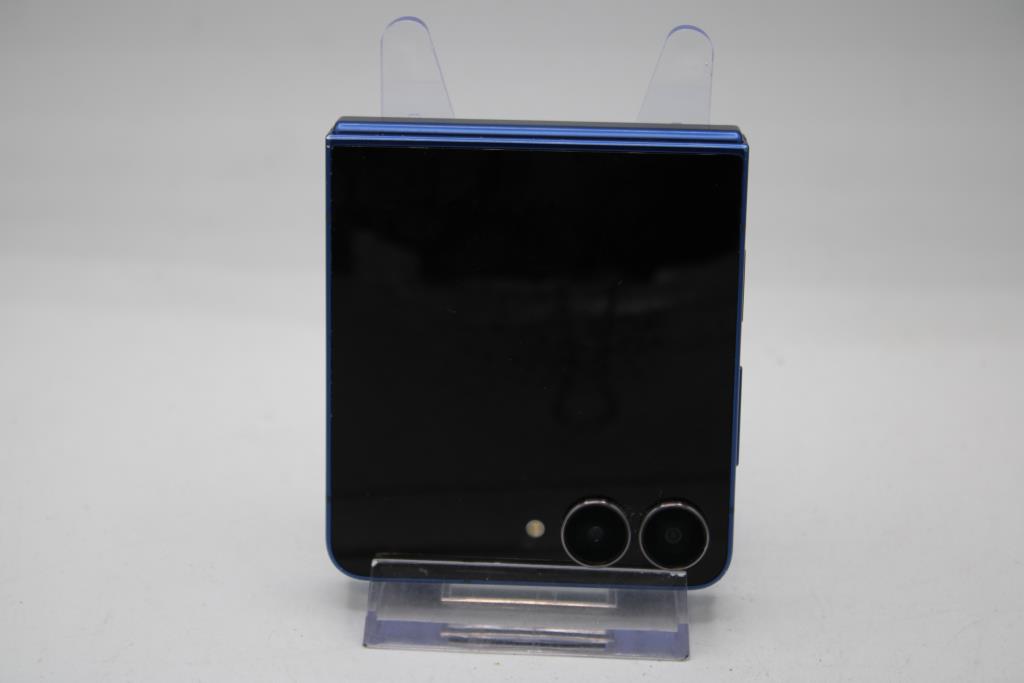 Samsung Z Flip 7, T-Mobile, Google Account Locked, Sold For Parts