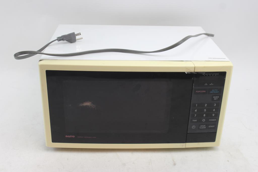 Sanyo Compact Microwave Oven Em 605t Property Room Sanyo Compact Microwave Oven Em 605t
