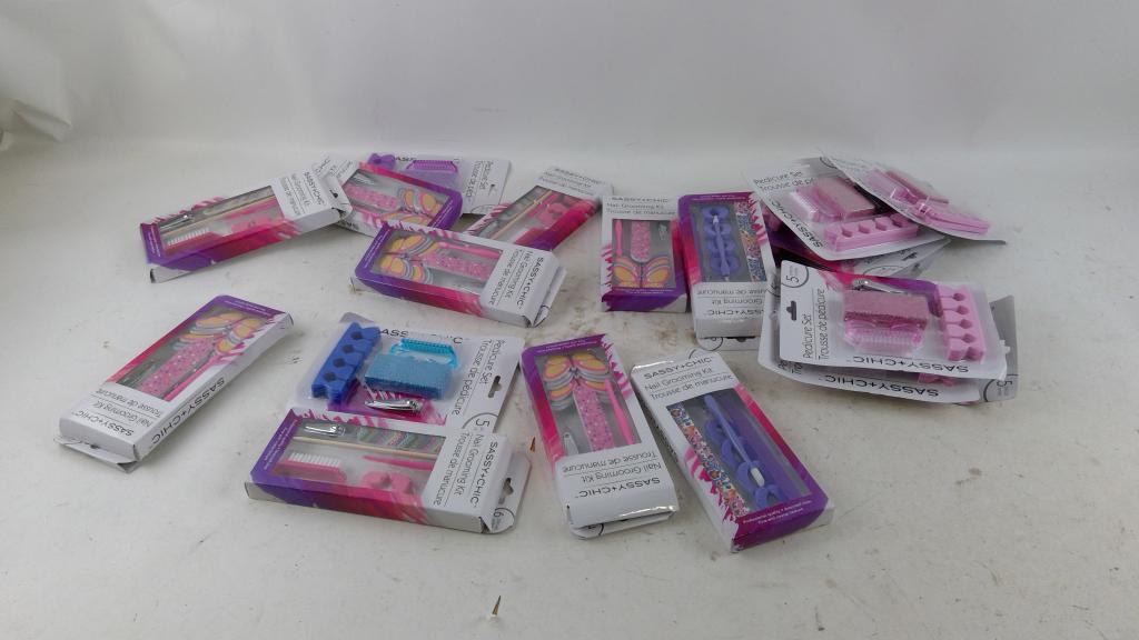 Sassy + Chic Nail Grooming Kit And More 5+ Pieces