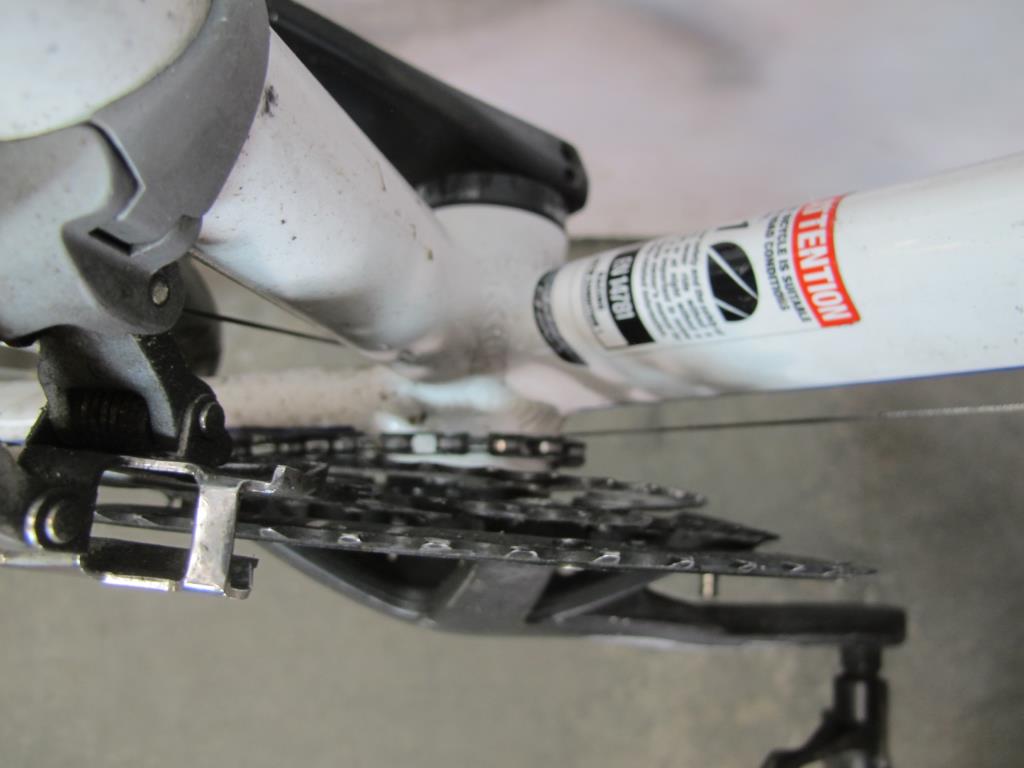 Road R570 Scattante R570 Road Bike | Property Room