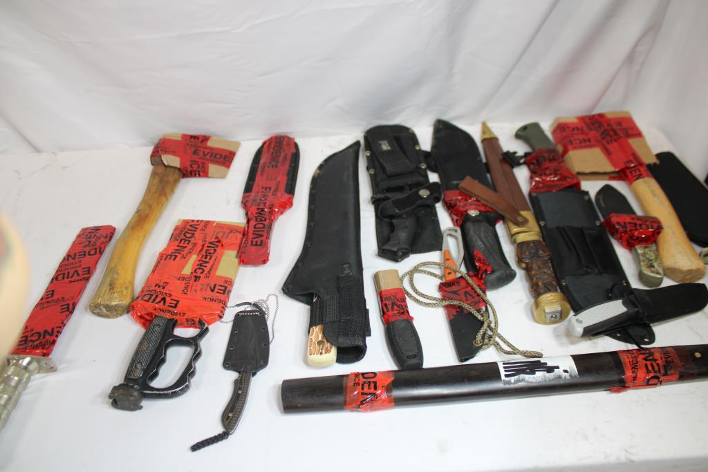 Schrade, MTech, Cobra Hunter II, And Other Knives, 15 Pieces