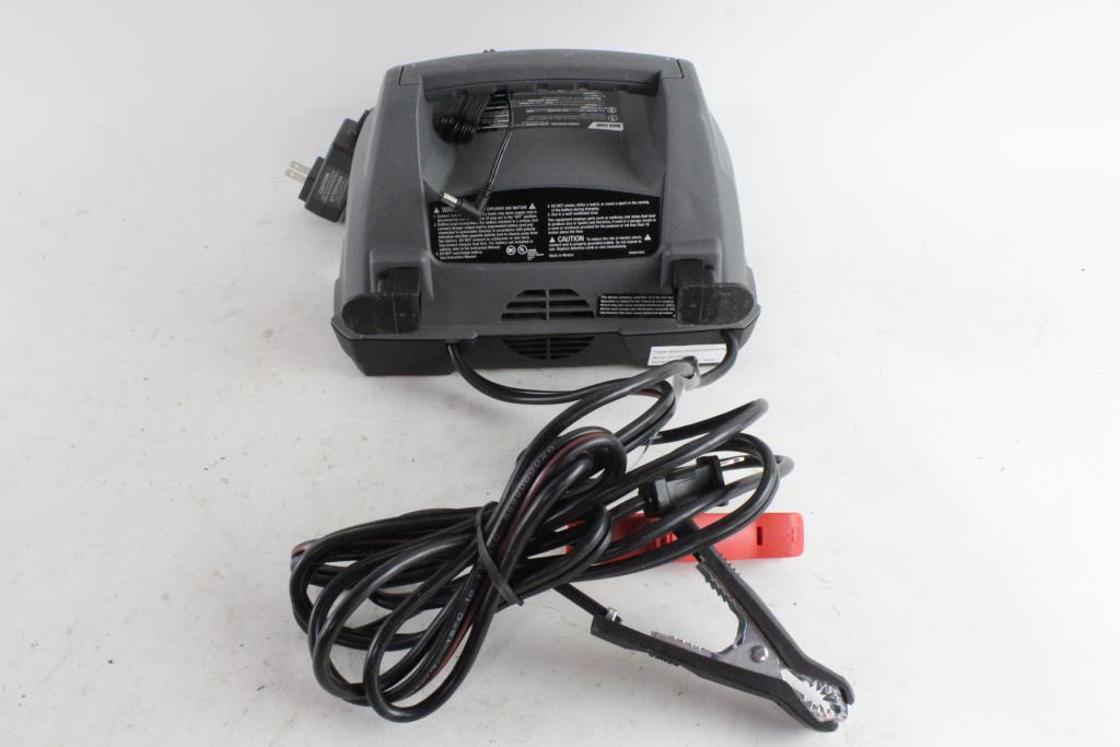 Schumacher Battery Charger/Engine Starter Property Room