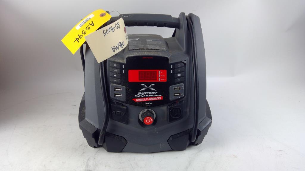 Schumacher Electric Battery Extender Property Room