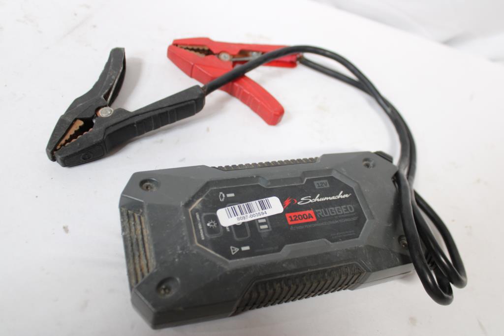 Schumacher Electric Rugged 1200A Lithium Car Battery Power Pack/Jump Box