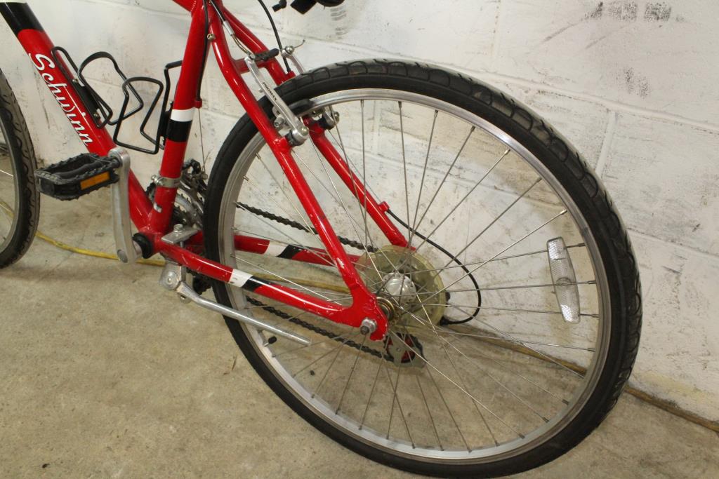 Schwinn Cimarron Hybrid Bike | Property Room
