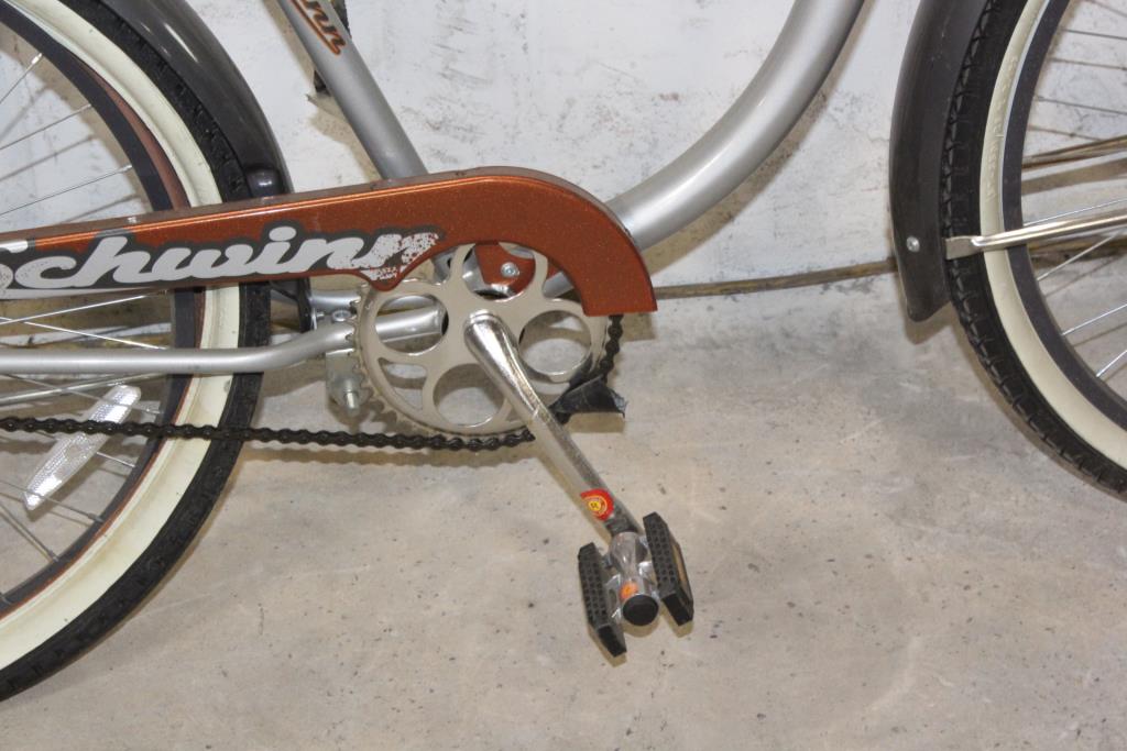 schwinn del mar bike