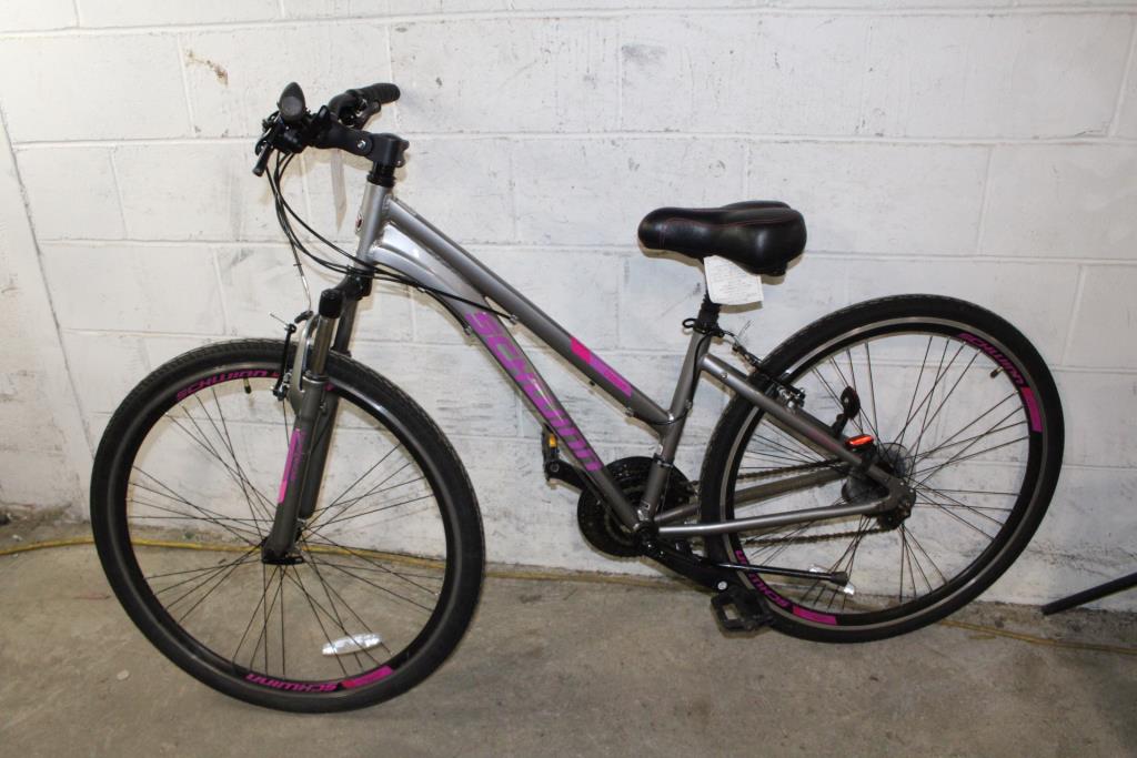 schwinn trailway hybrid 26
