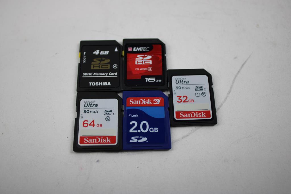 SD Memory Card Lot - 9 Cards