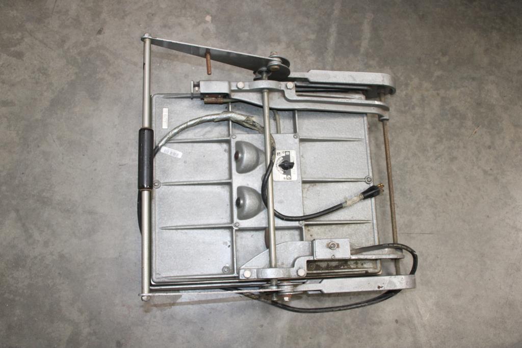 Seal Inc. Jumbo 150 Tabletop Dry Mounting And Laminating Press