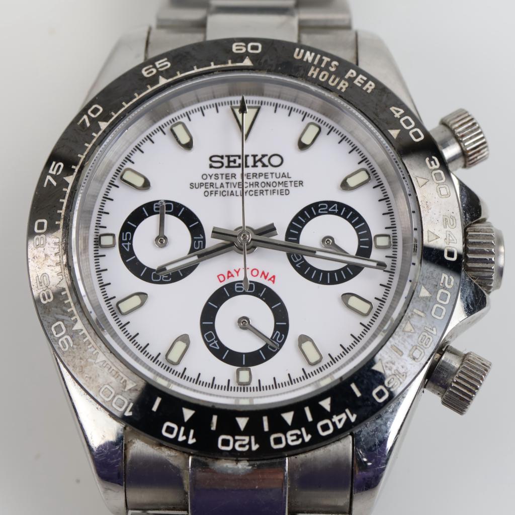 Seiko Panda Daytona Chronograph Watch