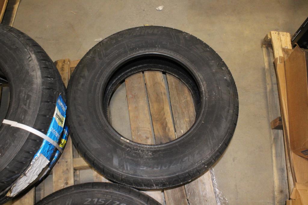 Sentury Touring Tires 15", 4 Pieces Property Room