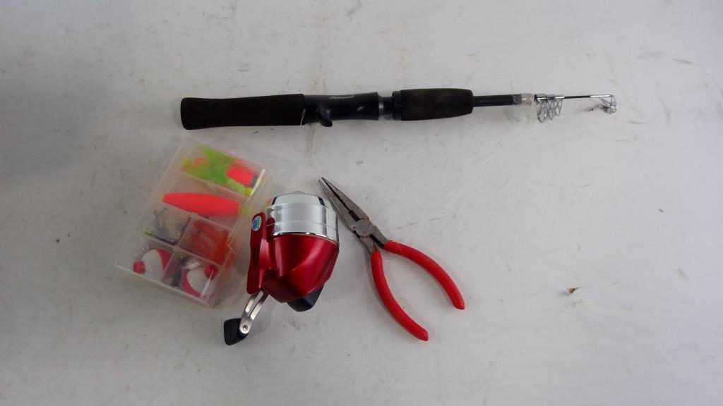 Shakespeare Fishing Reel And More 3 Pieces Property Room Shakespeare Fishing Reel And More 3 Pieces Property Room