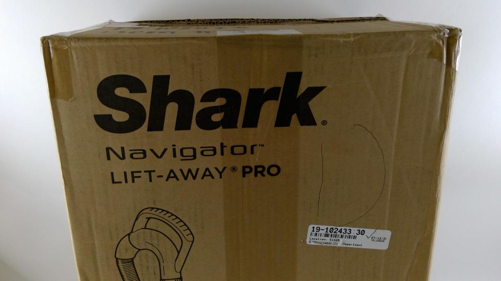 Shark Navigator Lift Away Pro Vacuum