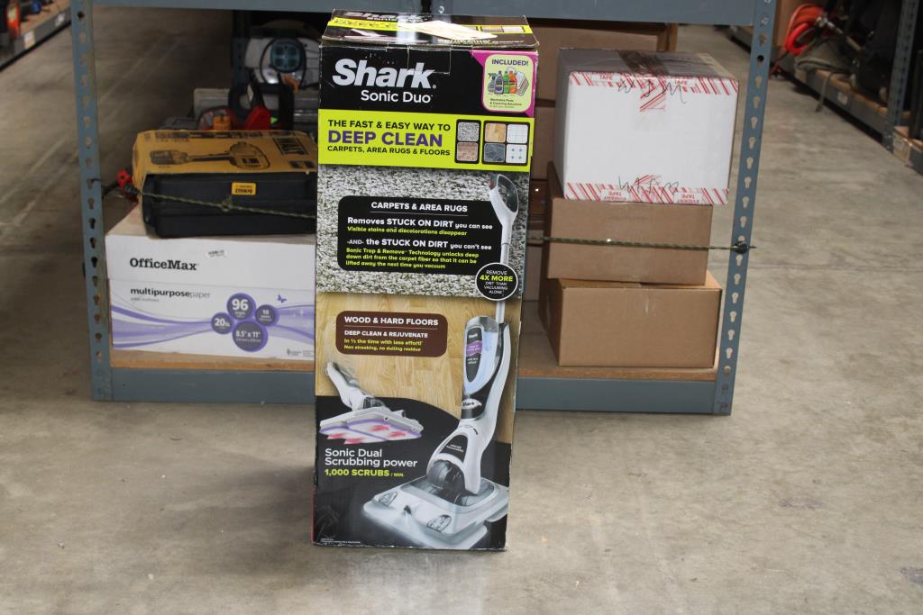 Shark Sonic Duo ZZ550 Carpet And Hardfloor Vacuum Property Room