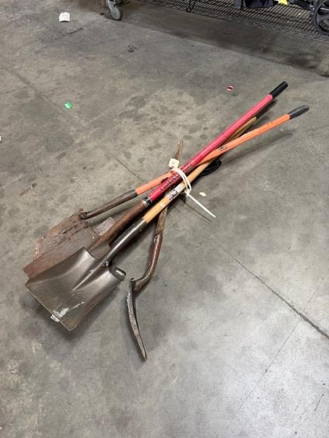 Shovel Lot, 6 Pieces