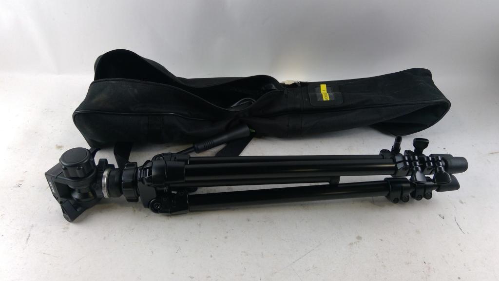 Silk Tripod