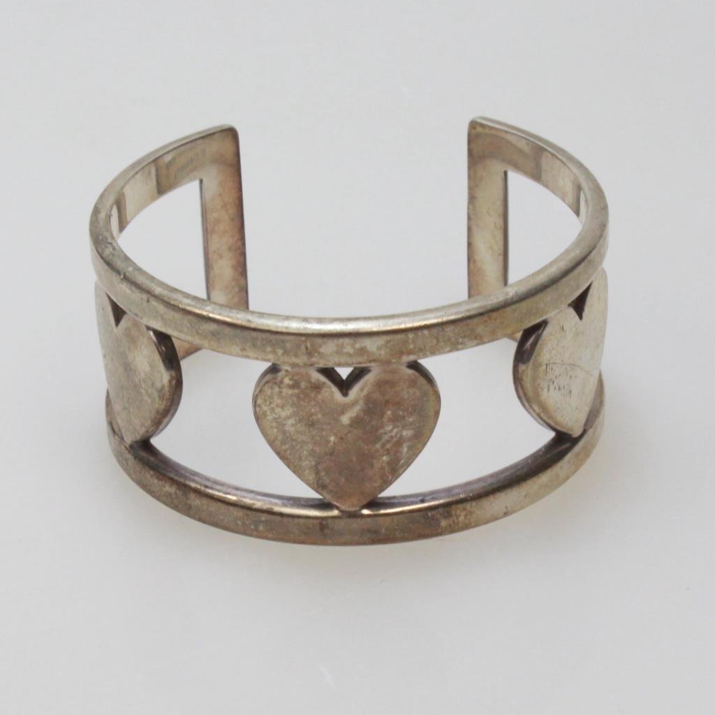 Tiffany \u0026 Co. 3 Heart Bracelet Cuff 