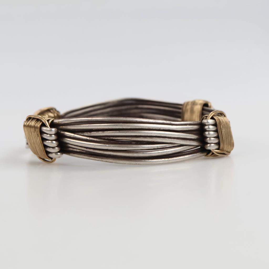 Wire Bangle Types Silver Bangle With Copper Wire Accent | Property Room