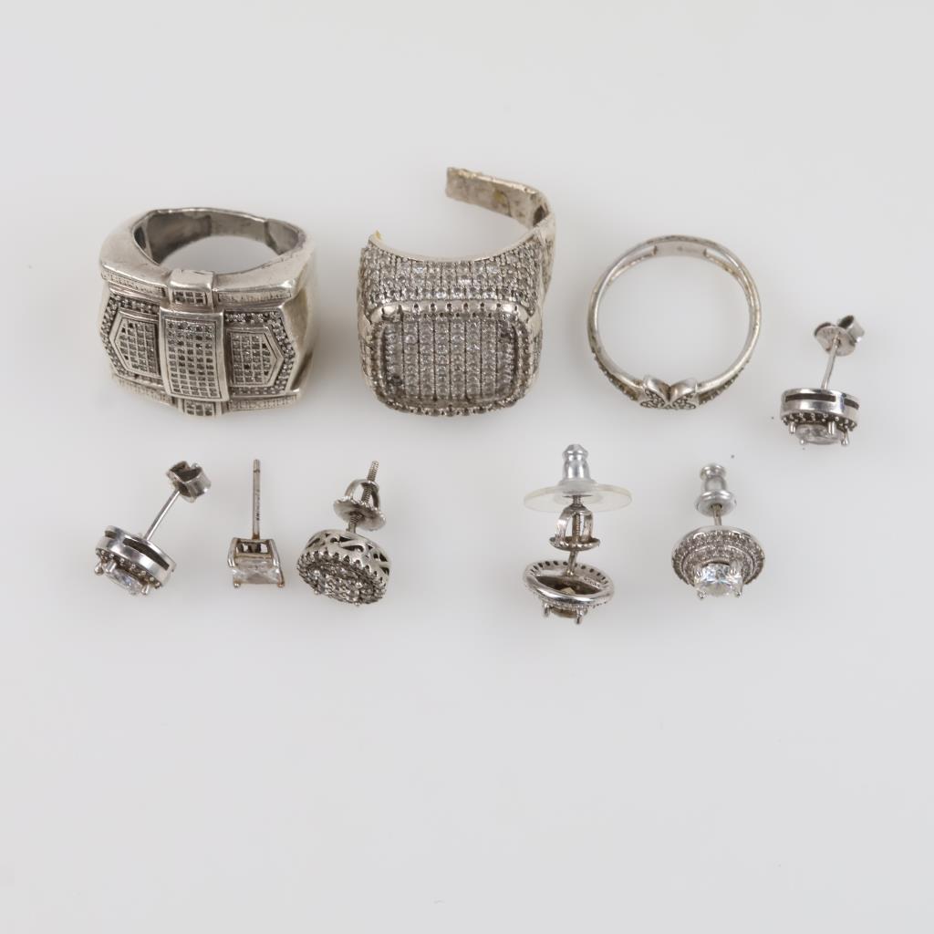 Silver 9 Silver Jewelry, 9 Pieces | Property Room