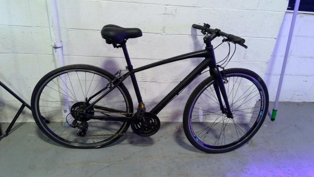Sirrus Hybrid Bike