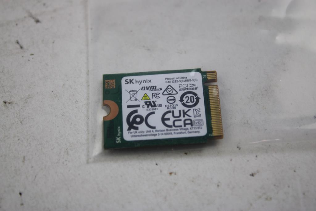 SK Hynix 512 GB Solid State Drive