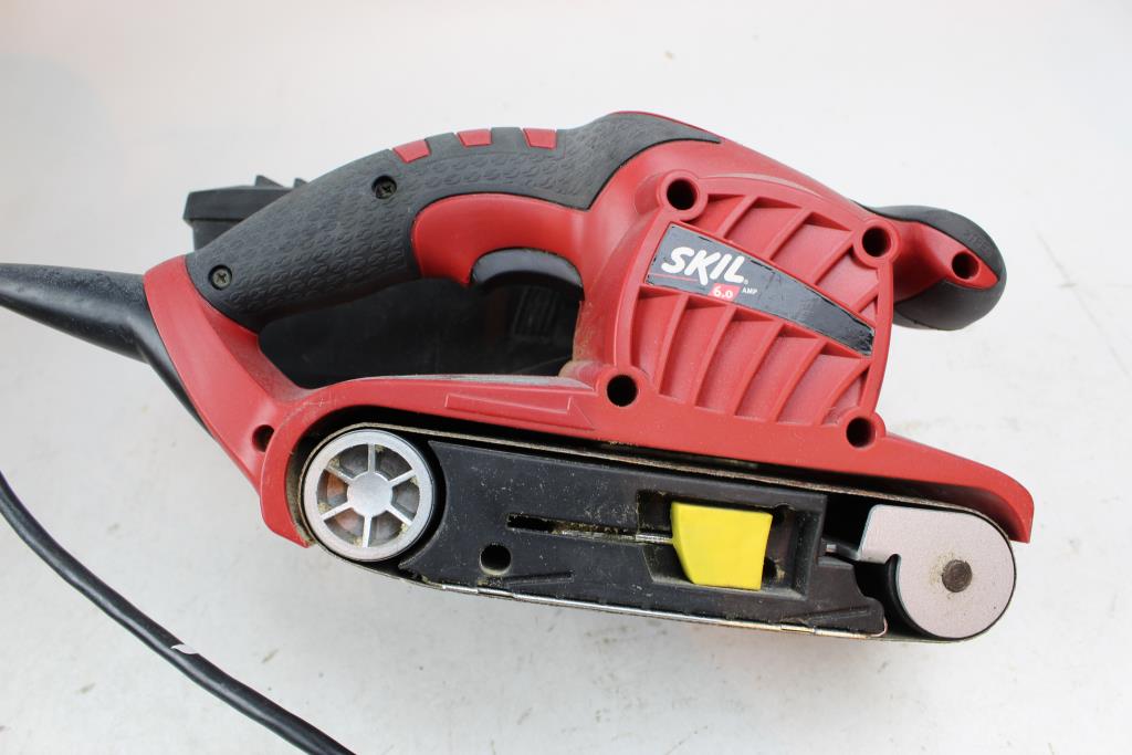 Skil 7500 Belt Sander, Unknown Brand Angle Grinder 2 Items Property Room