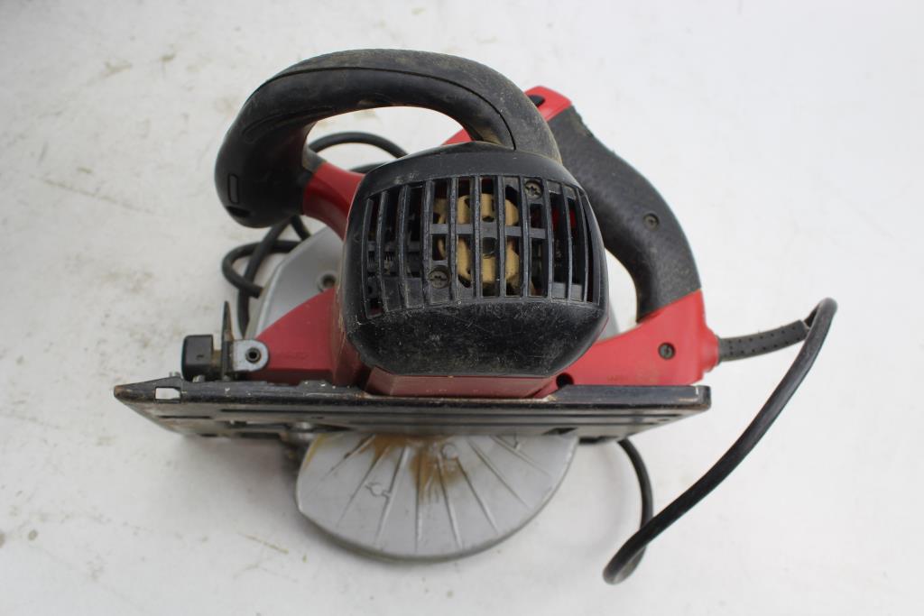 Skilsaw 5600 Circular Saw And Case 