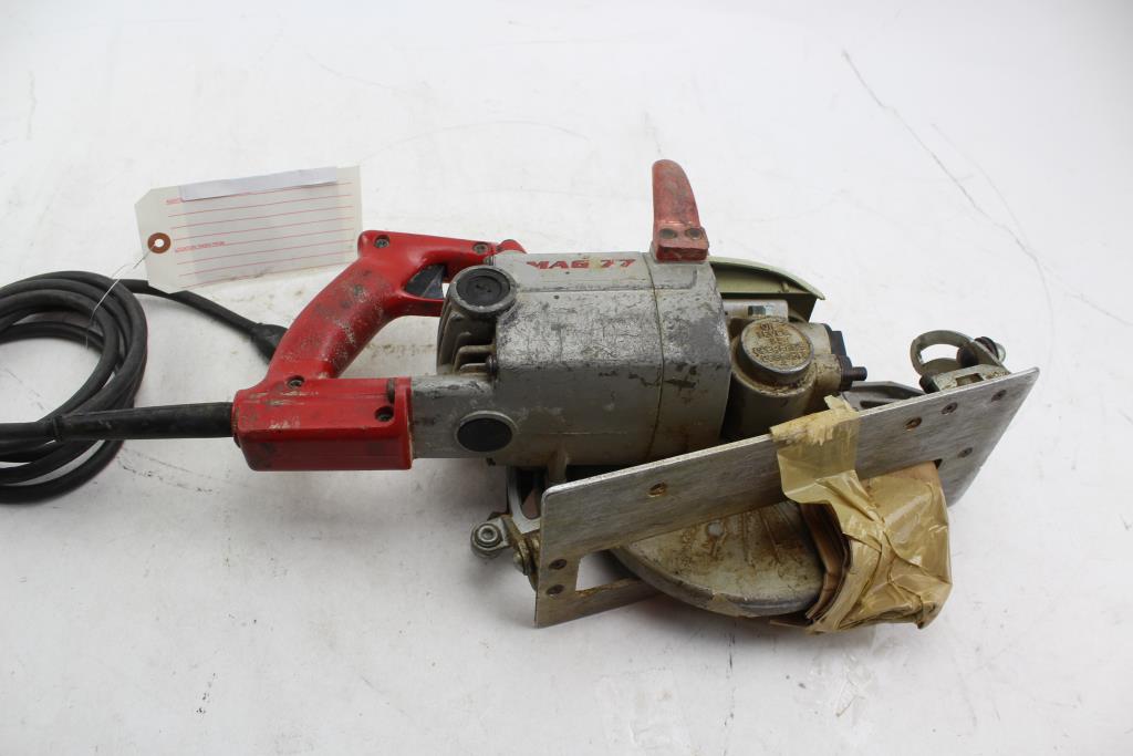 Skilsaw Hd77M Worm Drive Saw Property Room