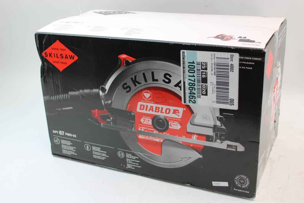 Skilsaw Sidewinder Circular Saw For Fiber Cement Property Room